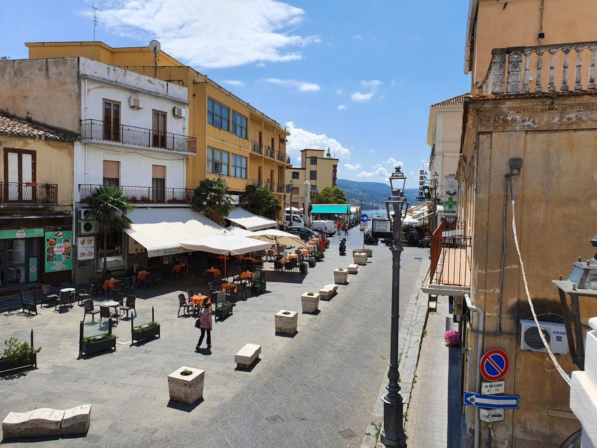 La Meridiana - Centro Storico Di Pizzo Exterior photo